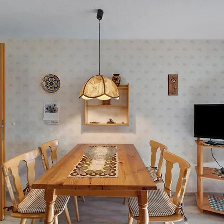 Haus Am Wald アパート